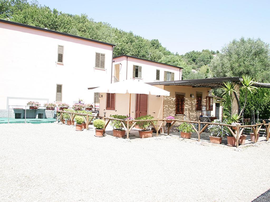 Casa Vacanze Rosy "Nel Verde" Палинуро Стая снимка