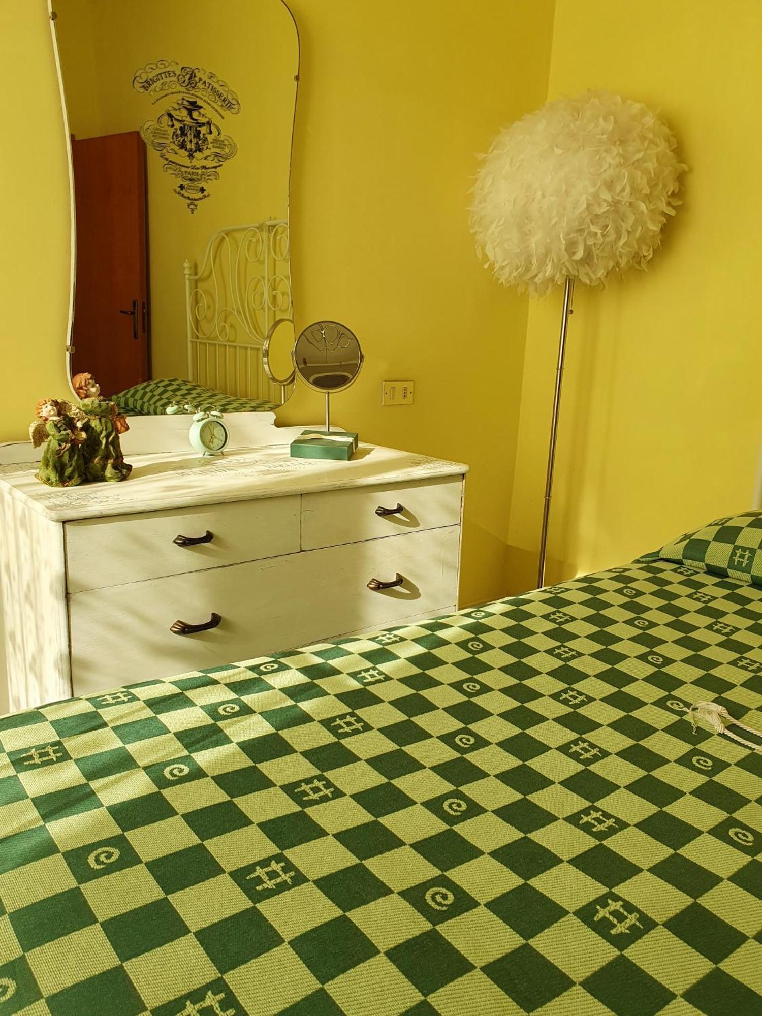 Casa Vacanze Rosy "Nel Verde" Палинуро Стая снимка